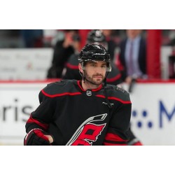 Quatre équipes de la LNH aux philosophies différentes se sont qualifiées pour les demi-finales Quatre équipes de la LNH aux philosophies différentes se sont qualifiées pour les demi-finales